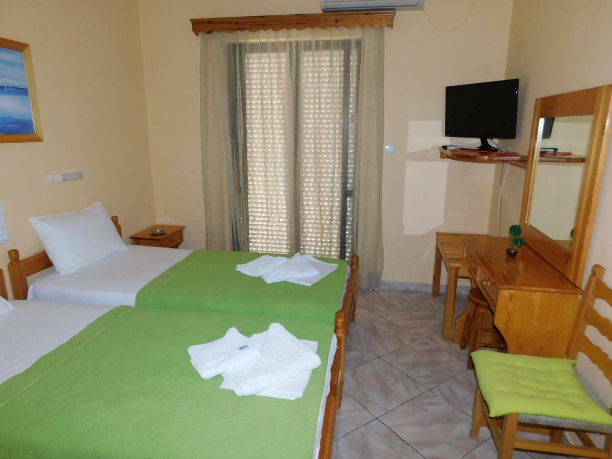 Poros TownTo Spiti Tis Eirinisアパートメント エクステリア 写真
